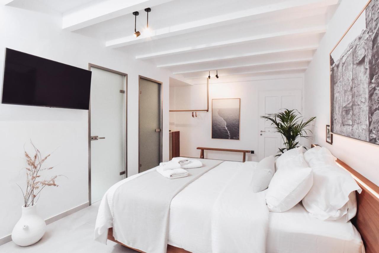 Ikaros Suites Amoudara  ภายนอก รูปภาพ