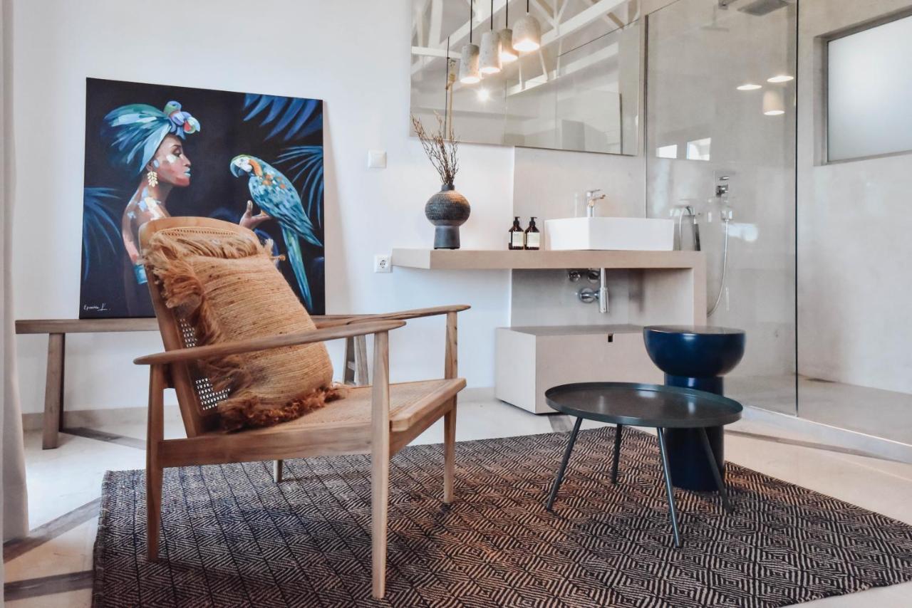Ikaros Suites Amoudara  ภายนอก รูปภาพ