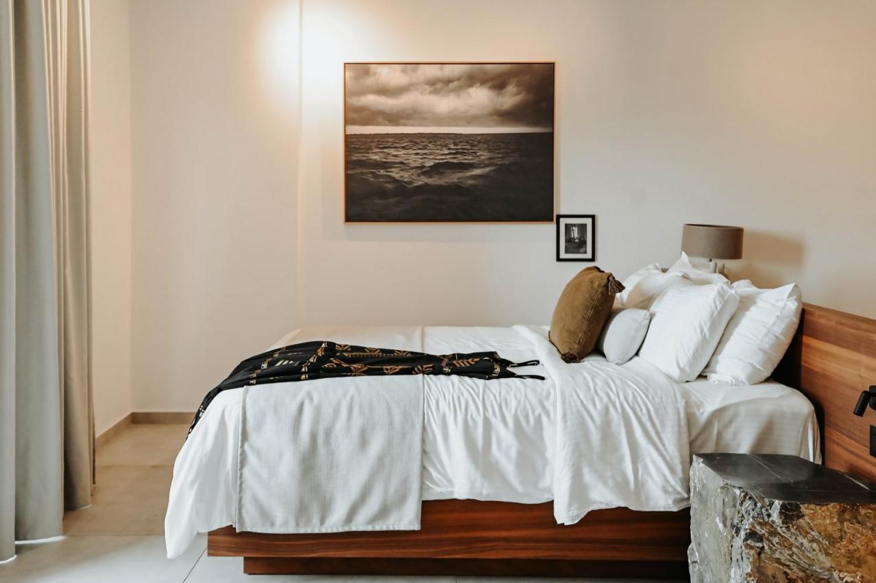 Ikaros Suites Amoudara  ภายนอก รูปภาพ