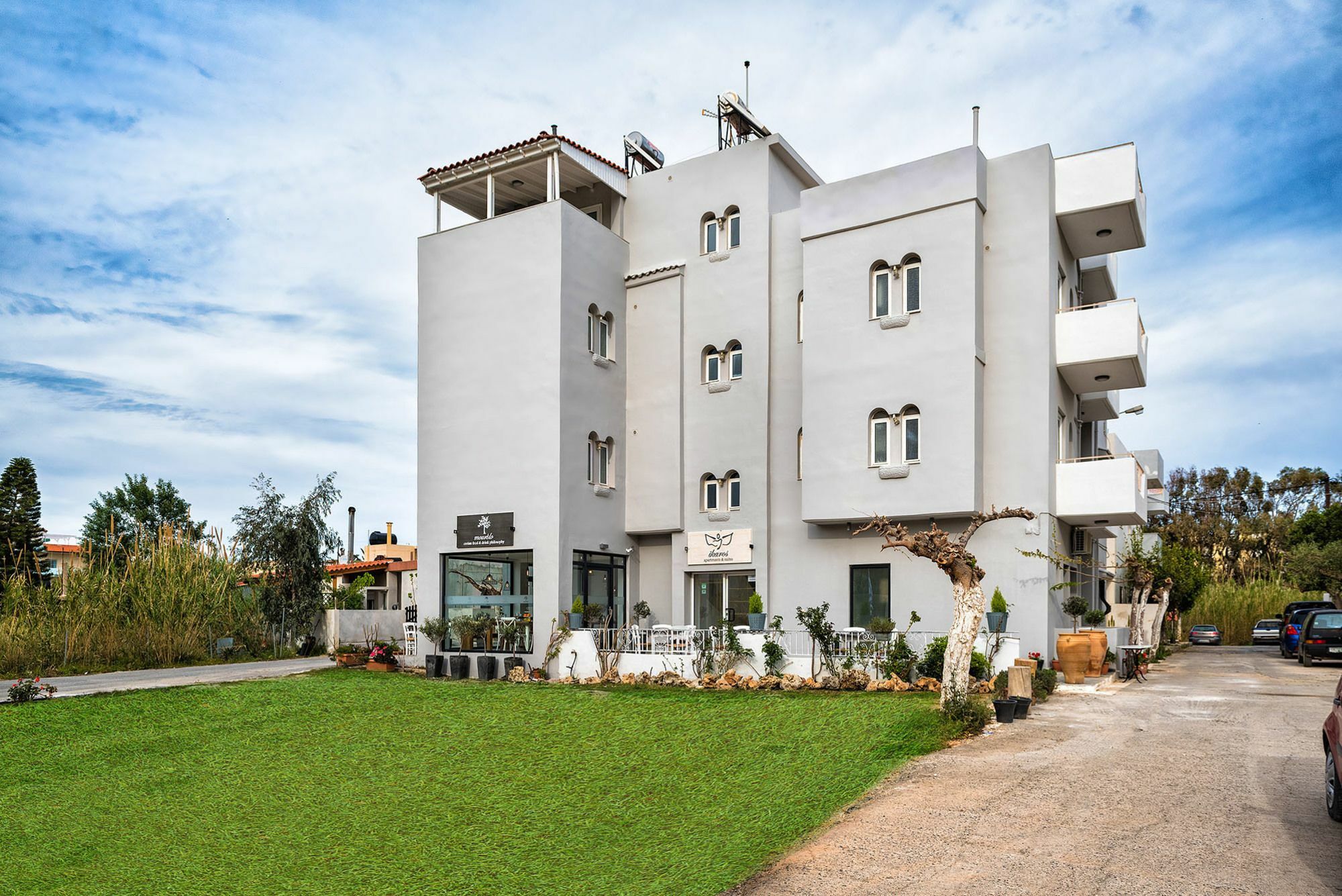 Ikaros Suites Amoudara  ภายนอก รูปภาพ